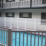 Whit-Closed-Picket-Pool-Vinyl-Fence-500x640