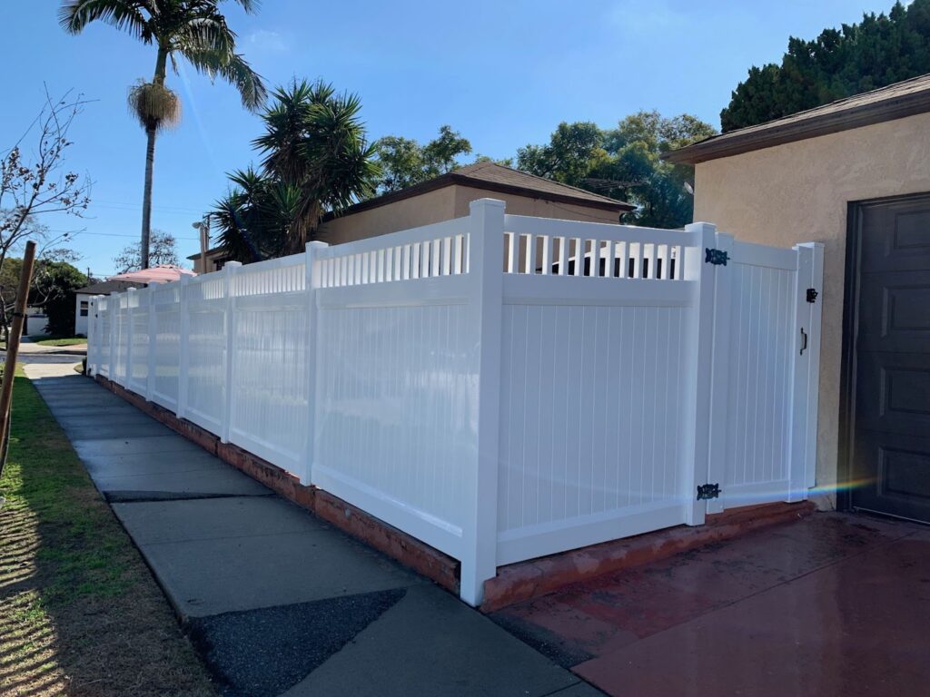 clean vinyl fence