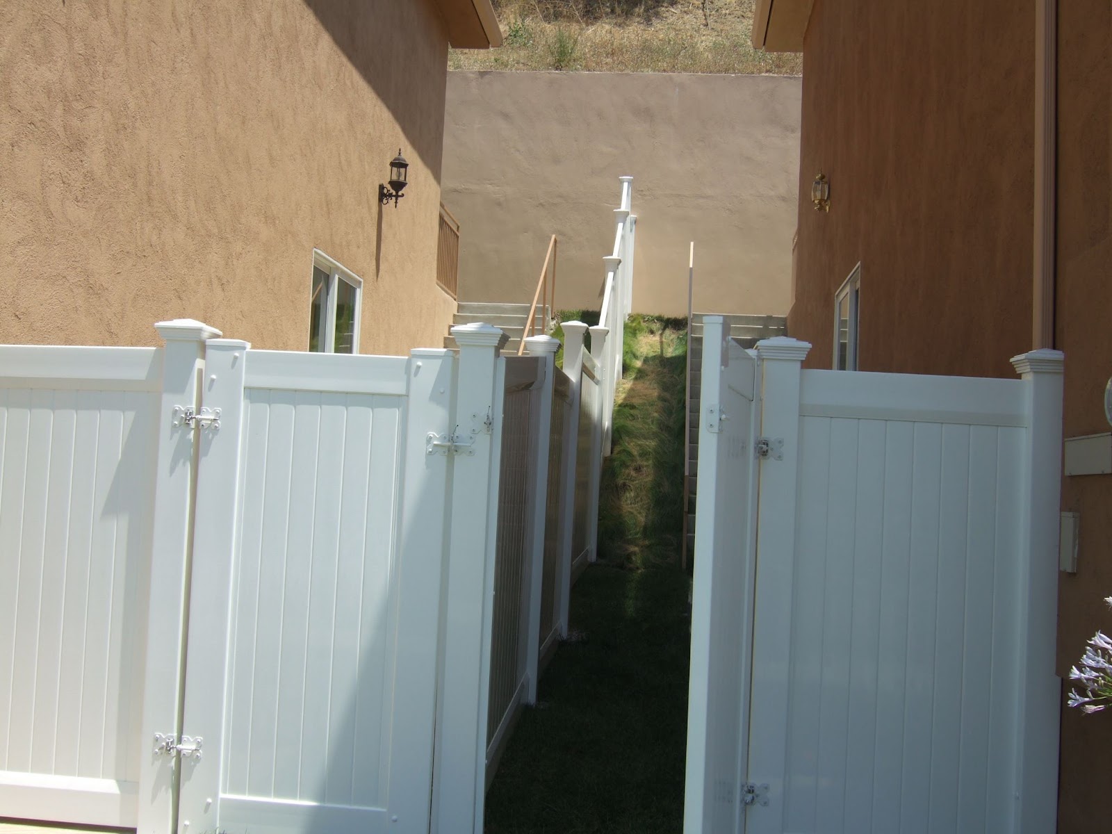 high-quality white vinyl gates