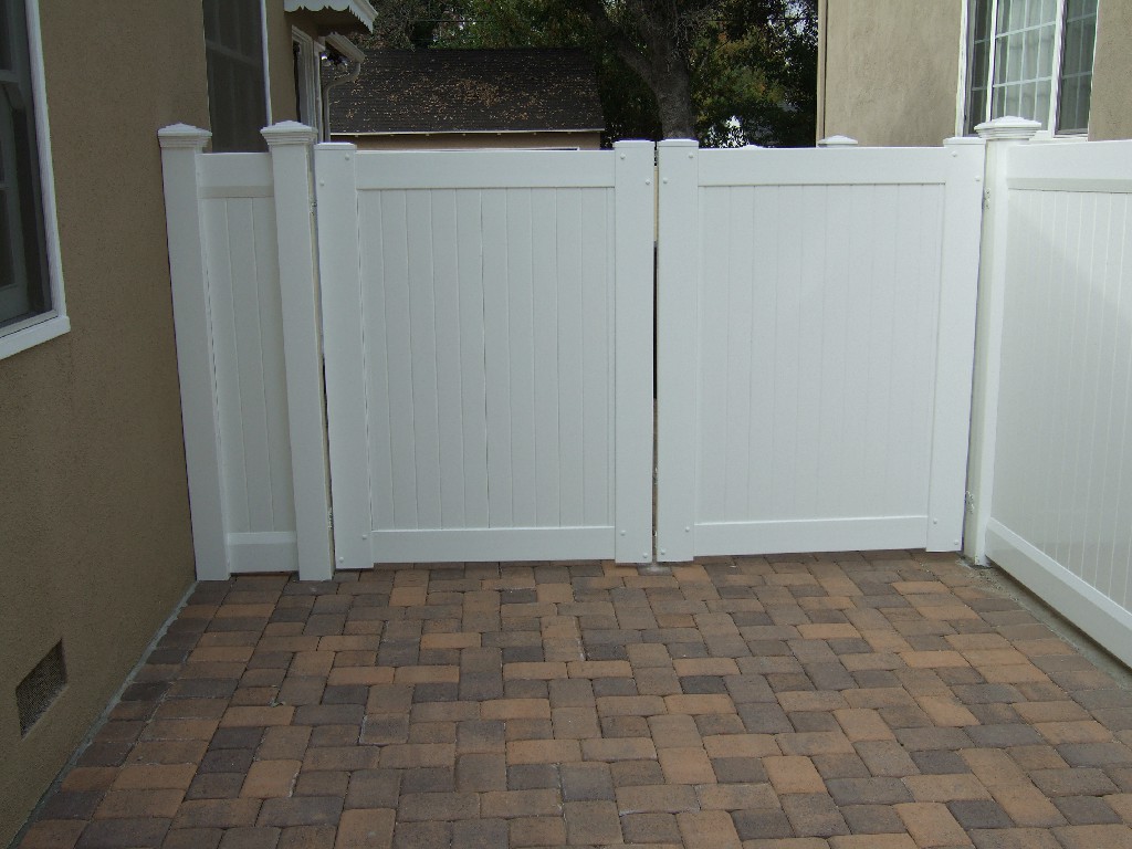 Vinyl Double Gates