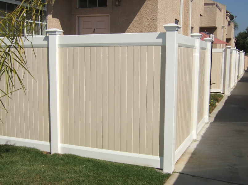 durability & stylish Vinyl fencing